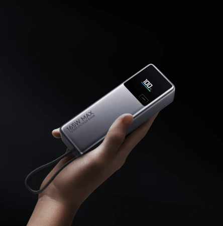6-xiaomi-pb1165mi-165w-powerbank-usb-c-w-dloni.png