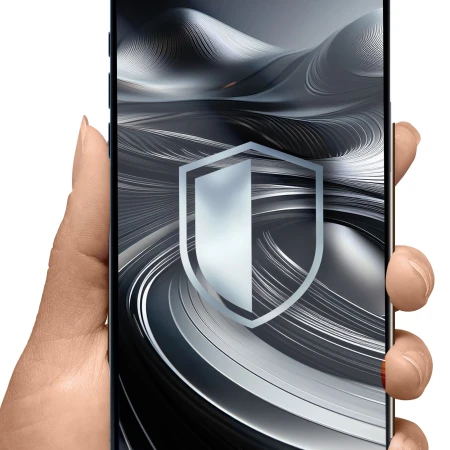 2-3mk-titanglass-samsung-galaxy-s25-telefon-trzymany-w-dloni.webp