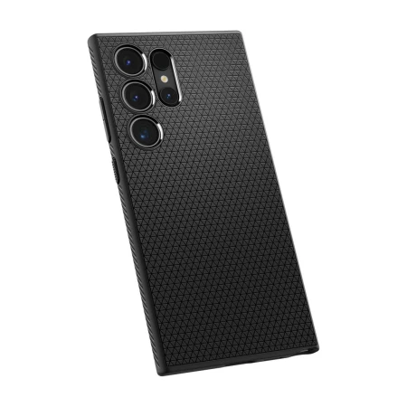 Etui Spigen Liquid Air pod kątem z widocznym dolnym wycięciem na głośnik