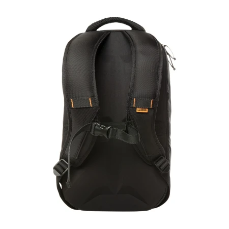 Tył plecaka UAG Standard Issue 18 l — wyprofilowane plecy, szelki i pas piersiowy